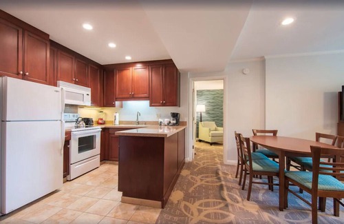 Solana Beach Complejo | 2 BR Ganadores Circle Resort