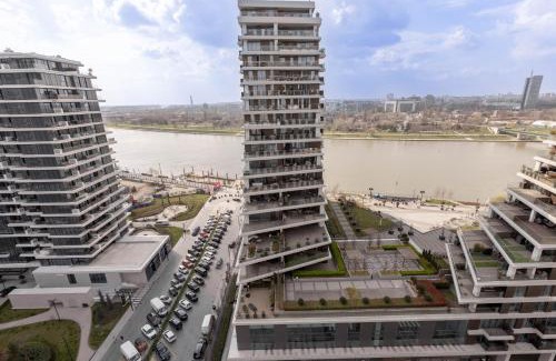 Savski Venac Apartamento | Huge 3 Bedroom Apartment With River View