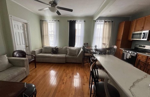West New York Apartamento | Huge 3 Bedrooms Apt 15 Minutes to NY City