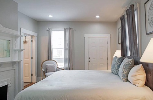 Historic Downtown Savannah Cama Y Desayuno | Huge 5 bed, 5 bath in Historic Downtown Savannah