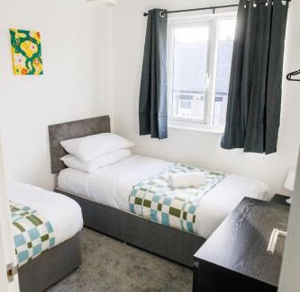 Sunderland Apartamento | Huge 5 Bedroom Home - Great for Contractors