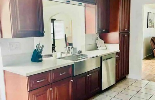 Nestor Casa | Huge 5 Bedroom San Diego Home! Near Imperial Beach