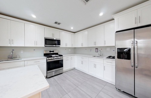 White Lake Casa | Huge 8-bedroom home with Lake Access in White Lake
