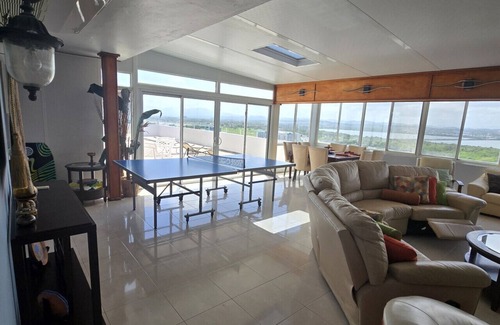 Isla Verde Apartamento | Huge Beach Front Penthouse