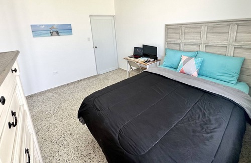 Coto Casa | Huge Home, Renovated 5 Bedrooms, 4 Bathroom, 2 Pools, kitchen near Best Beaches