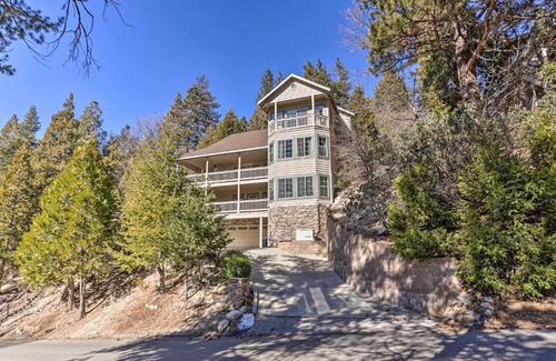 Blue Jay Casa | Huge Lake Arrowhead Home with 3 Decks and Grill!