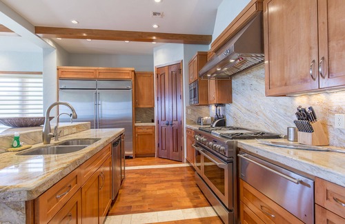 South Padre Island Casa | ¡Crown Jewel en South Padre Island! Casa frente al mar con piscina privada y jacuzzi! Duerme 22!