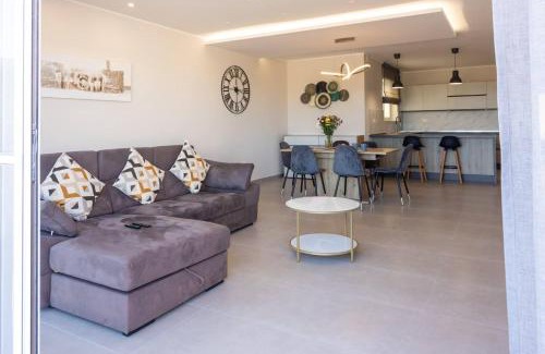 Ta' Zokkrija Apartamento | Huge Pool In Mosta Ph - By Homely Malta!