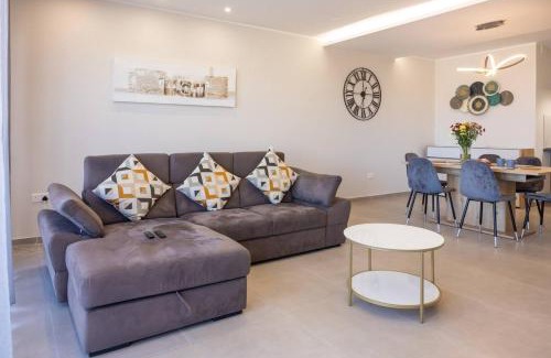 Ta' Zokkrija Apartamento | Huge Pool In Mosta Ph - By Homely Malta!