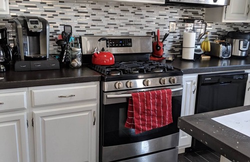Rapid City Casa | Huge Sturgis Rally Rental with Hottub, Deck, Garage