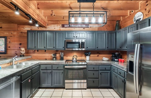 Sevierville Cabina | HUGE THEATER with Stadium Seating, Resort Pool, Hot Tub, Pool Table, Views