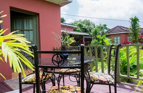 Port Antonio Villa | Huge villa on two acres of grounds; close to beaches