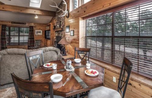 Ruidoso Casa | Hughes, Cabin at Ruidoso, with Forest View