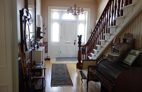 Stratford Cama Y Desayuno | Hughson Hall Bed & Breakfast