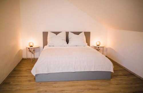 Schonberg Apartamento | HUGOS Design Apartment am Waldrand - ruhig & modern