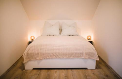 Schonberg Apartamento | HUGOS Design Apartment am Waldrand - ruhig & modern