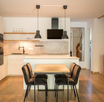 Schonberg Apartamento | HUGOS Design House am Waldrand - ruhig & modern