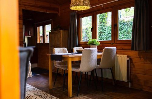 Epe Casa | Huisdiervriendelijk houten huisje in het groen