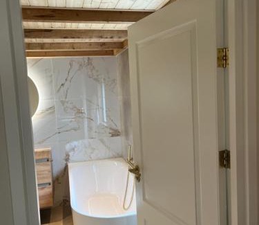 Apeldoorn Casa | Huisje onder de perenboom
