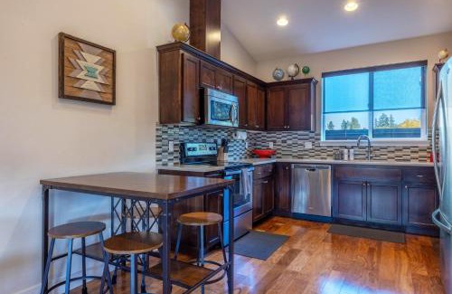 Hood River Casa | Hull Street Loft