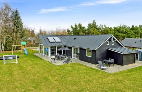 Jegum Casa | "Human" - 10.5km from the sea by Interhome