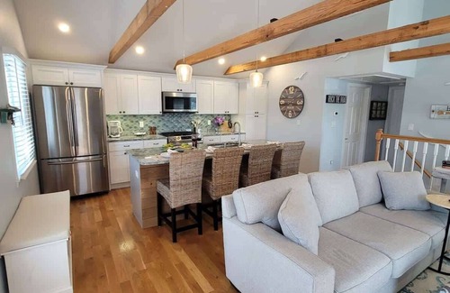 Humarock Casa | Tranquil Cottage With River Views