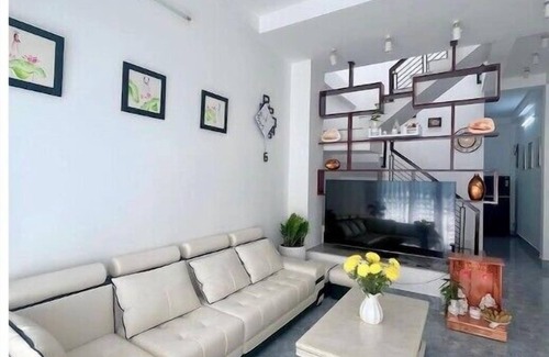 Long Xuyen Casa | Humble Escape!