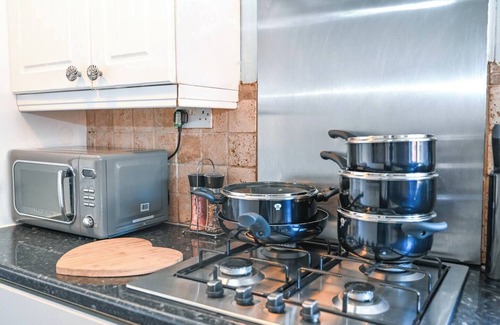 Gateshead Apartamento | Humble Home NE - Short & Long stay or Contractors 1