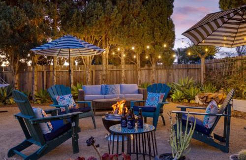 Santa Barbara Casa | Hummingbird Haven by AvantStay Dog-Friendly Near the Beach Huge YardHot Tub