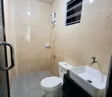 Lucap Apartamento | Hundred Islands lucky One Transient 3mins walk fr wharf