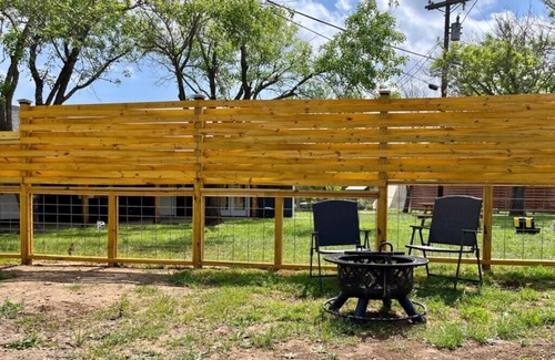 New Braunfels Cabaña | Hunka Hunka Guadalupe Love!