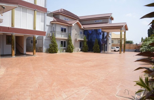 Madina Apartamento | Hunters Royal Apartments