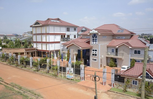 Madina Apartamento | Hunters Royal Apartments