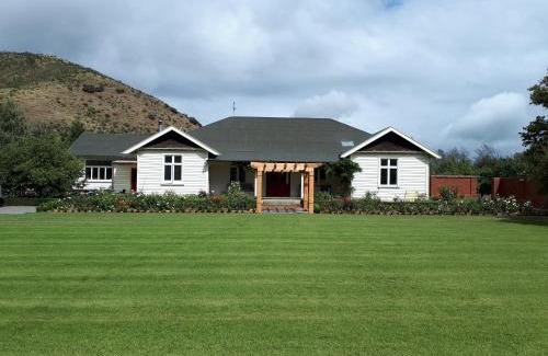 Hurunui Cama Y Desayuno | Hurunui Homestead Bed and Breakfast