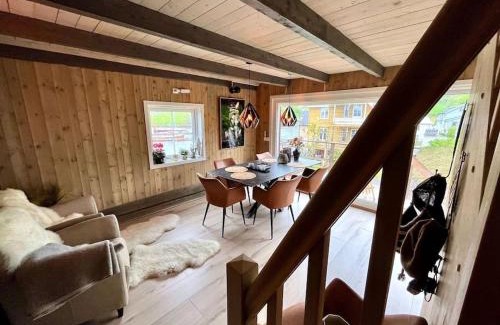 Valsoyfjord Casa | Hus ved Valsøyfjorden