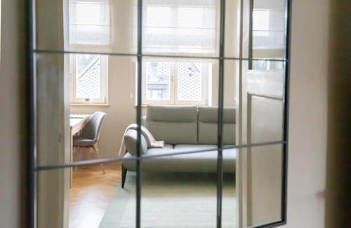 Liberec Apartamento | Husova 87 Rosewood Suite