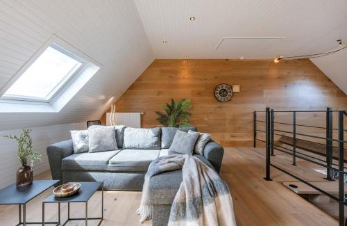Blankenberge Casa | Huswell - Beautiful and spacious vacation home with parking