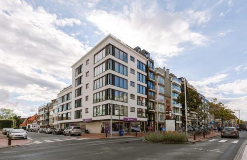 Knokke Apartamento | Huswell - Central located apartment with parking in Knokke