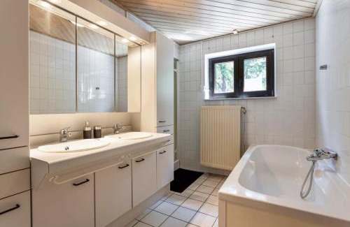 Houthalen-Helchteren Casa | Huswell - Holiday home in the greenery of Limburg