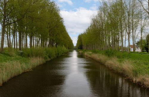 Moerkerke Casa | Huswell - Holiday home along the canal with great views