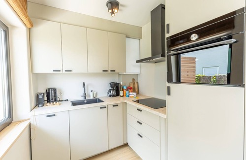Cadzand-Bad Apartamento | Huswell - Modern Apartment with Garden, Near Beach