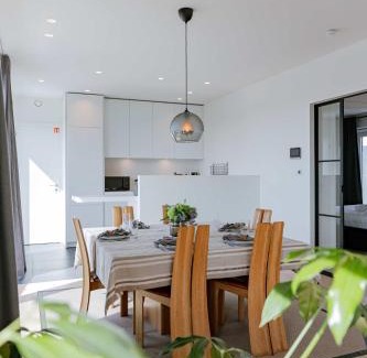 Heilig Kerst Apartamento | Huswell - Spacious apartment in Ghent with big terrace