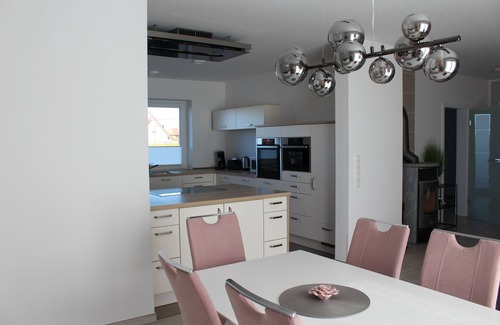 Eilsum Casa | Lirio de agua Huus - elegante bungalow de vacaciones para 6 personas. - Cerca de Greetsiel