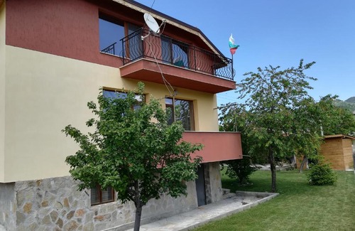Hvoyna Casa | Hvoyna House