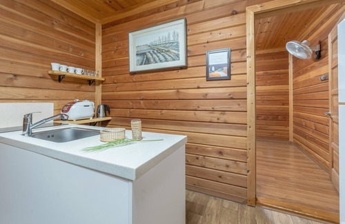 Hwacheon Casa | Hwacheon Parprika Yellow Pension