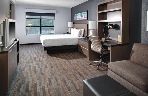Uptown Hotel | HYATT house Dallas/Uptown