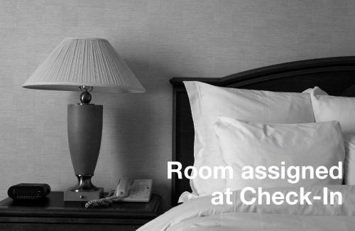 Florida Center Hotel | Hyatt Place across from Universal Orlando Resort