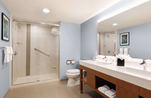 The Woodlands Hotel | Hyatt Place Houston / The Woodlands