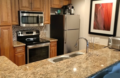 Cathedral City Complejo | Hyatt Vacation Club (Welk) Villa available during 2nd Coachella Weekend