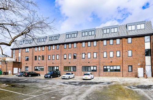 Sutton Apartamento | Hybrid Resi - London, Sutton with onsite car parking